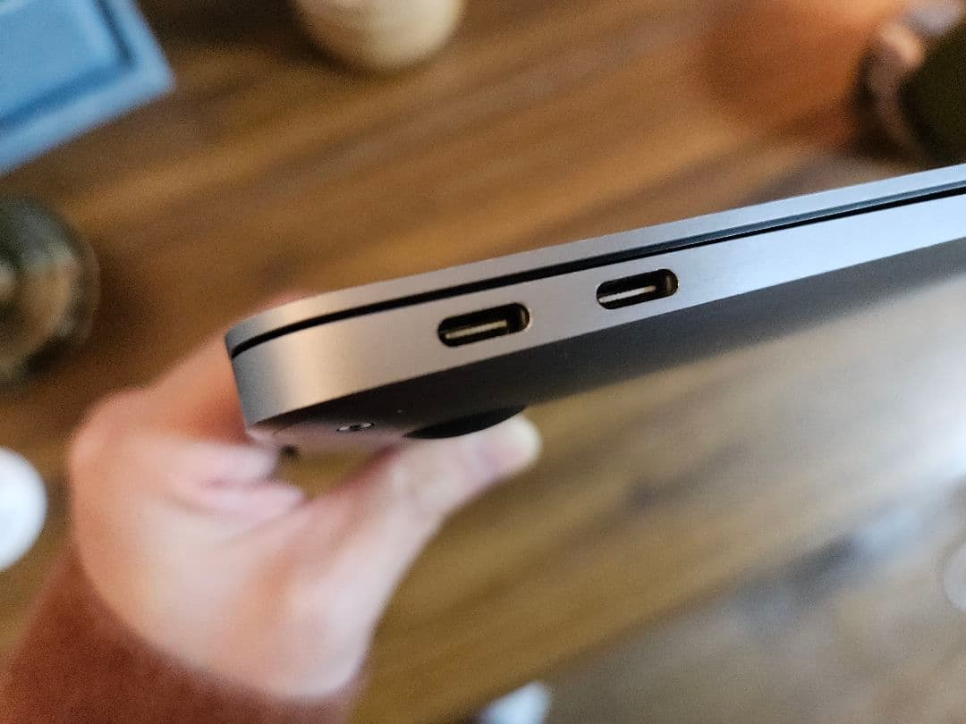 【訳あり】MacBook Air 13インチ Mid2019