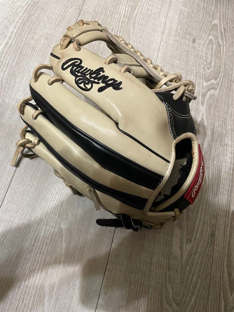 ローリングス　内野手用軟式グラブ　岡本モデル