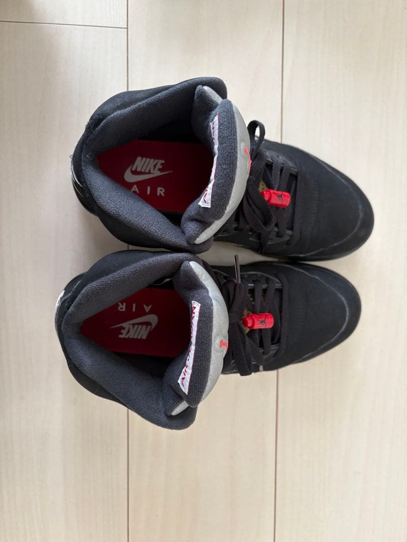 Air Jordan 5ハイカットスニーカー ブラック/グレー/レッド