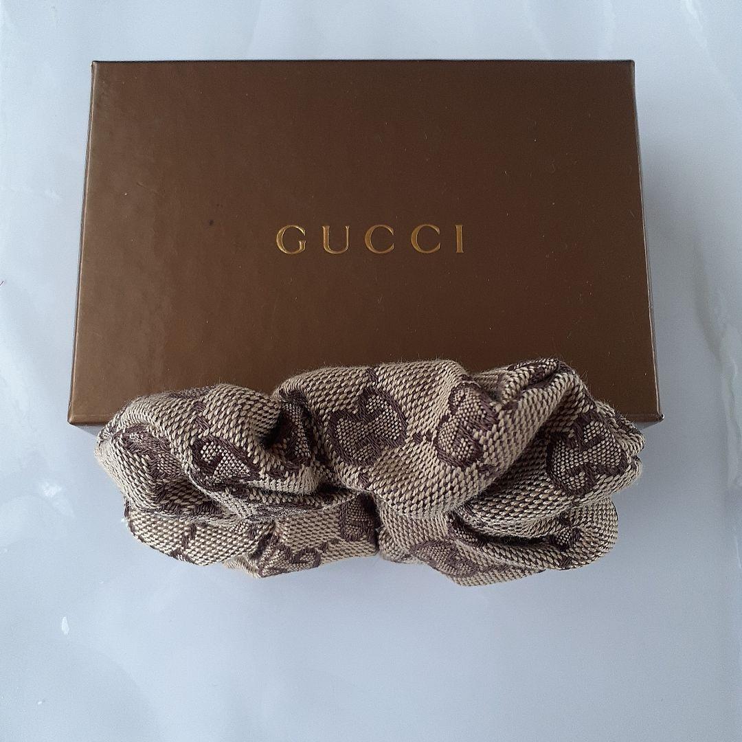 し*ー様 GUCCI グッチ ノベルティ シュシュ ブラウン ログパターン ヘア