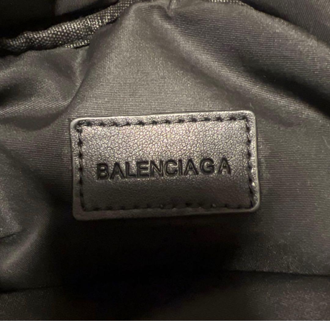 BALENCIAGA ボディバッグ ブラック　バレンシアガ