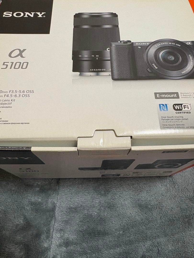 SONY α5100 ミラーレス一眼カメラ 本体とレンズ付き 超美品