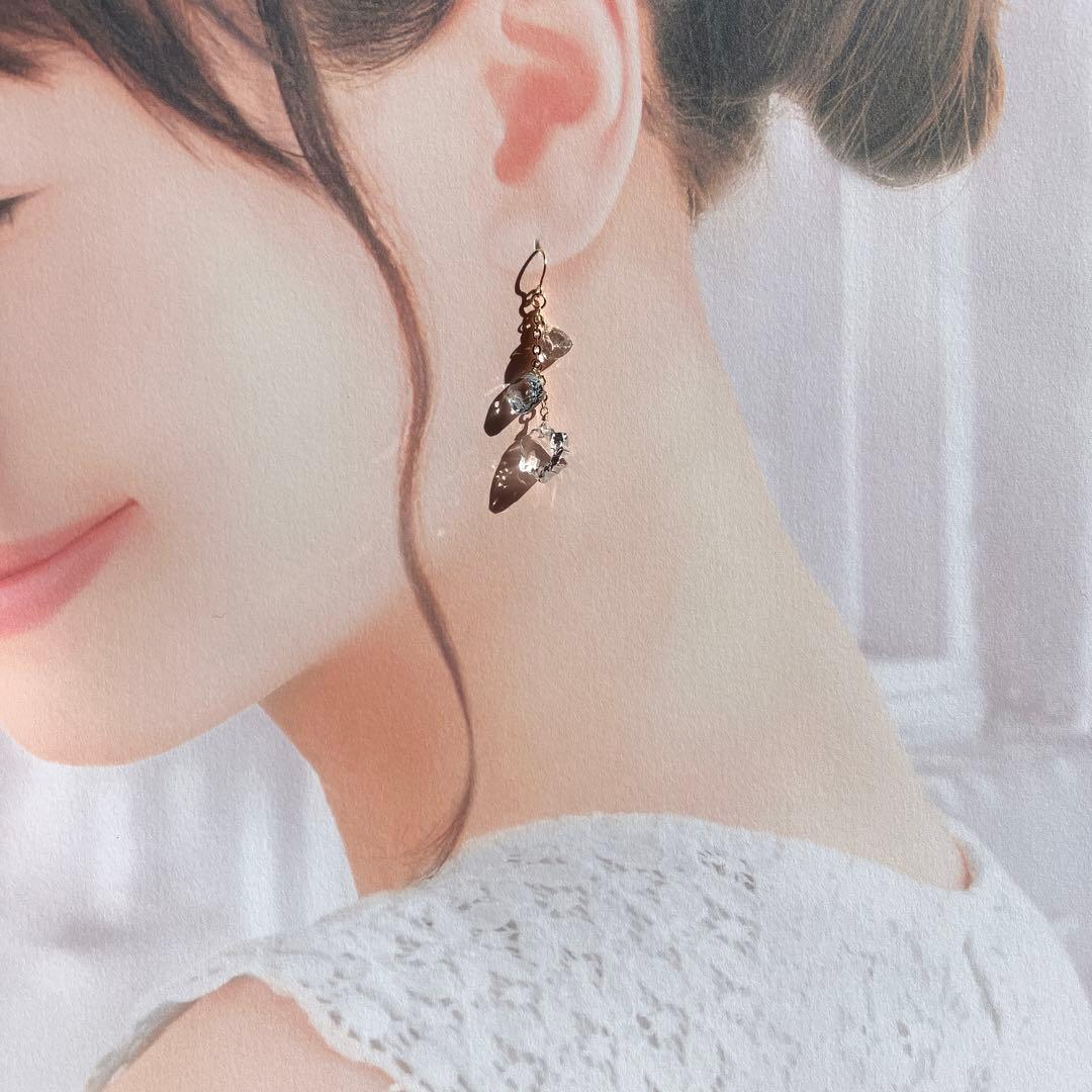 ポメころび◆ラスト1点✧雪の結晶✧水晶×スカイブルートパーズピアス