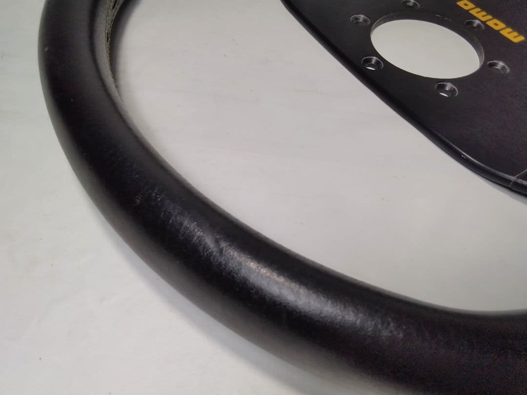 MOMO　ステアリング　３４cm　 ヴェローチェレーシング　当時物