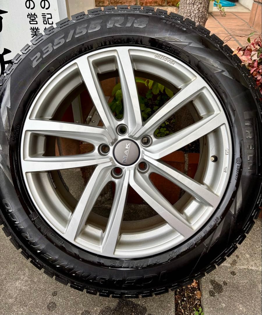 Volkswagen Tiguan 18インチ ホイール+スタッドレスセット