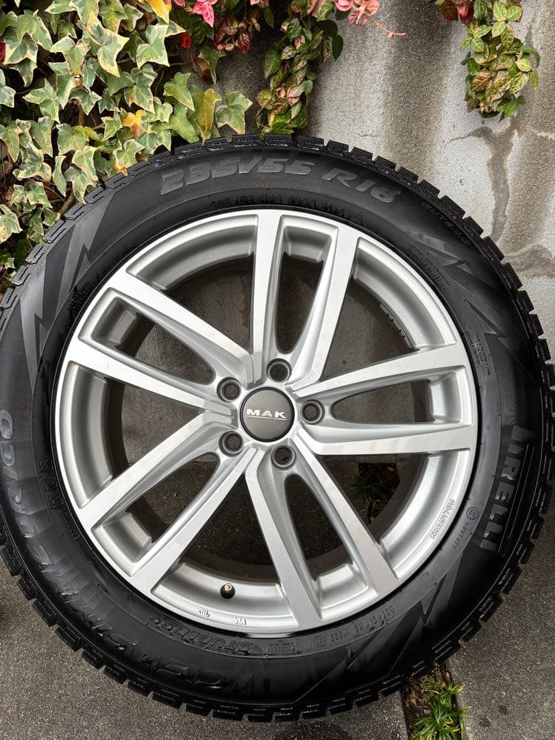 Volkswagen Tiguan 18インチ ホイール+スタッドレスセット