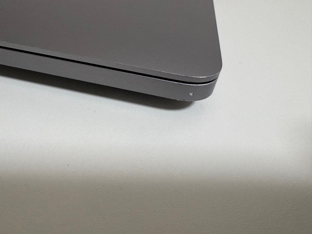 MacBook Pro 13インチ 2020 Core i7 16G 1TB