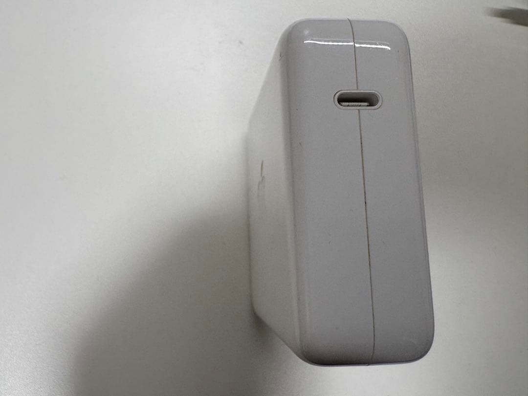 MacBook Pro 13インチ 2020 Core i7 16G 1TB