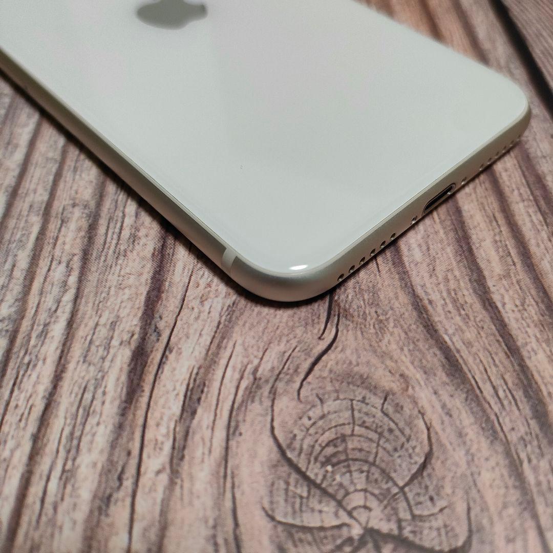 iPhone SE 第3世代 SIMフリー 64GB 美品 バッテリー93%