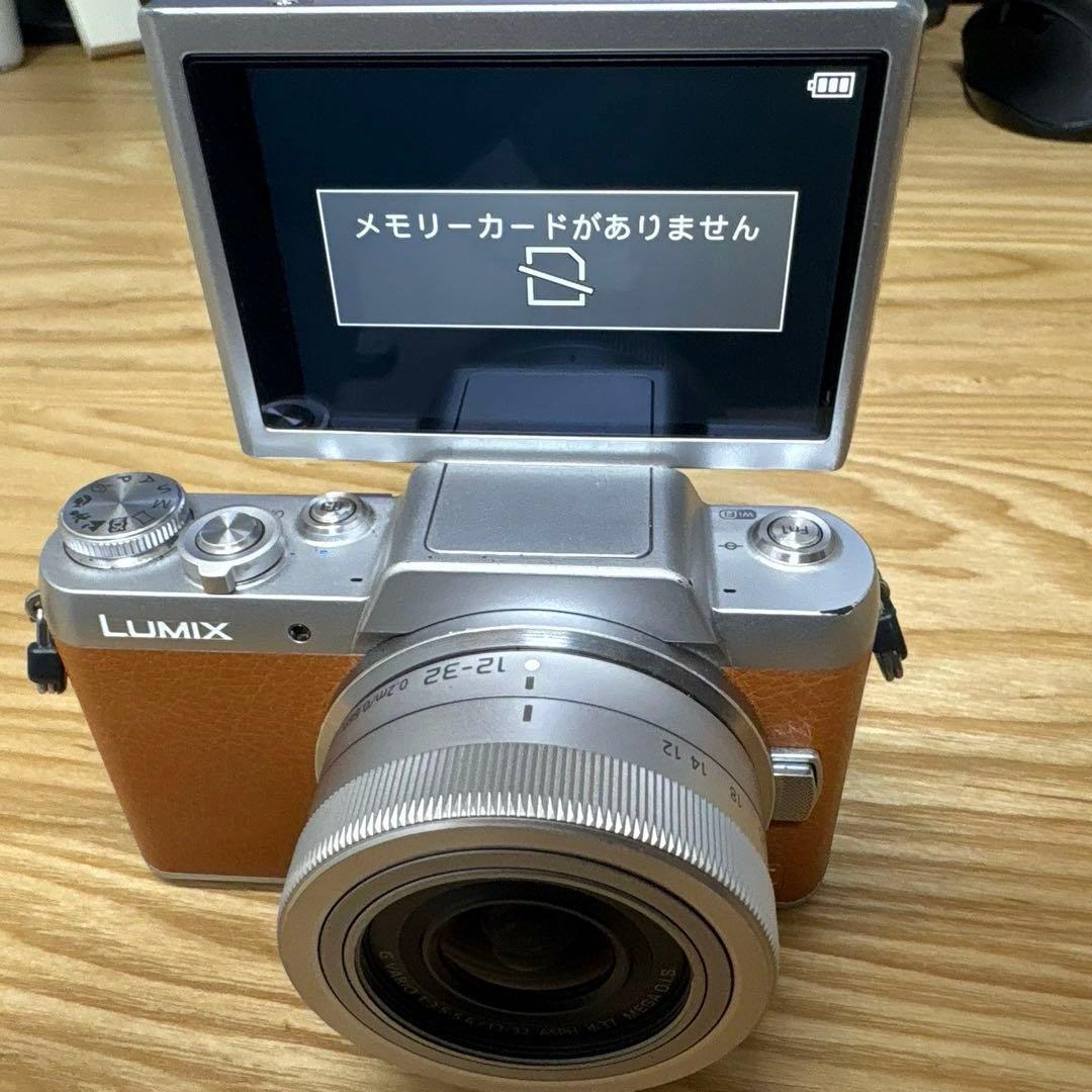 Panasonic DMC-GF7W ミラーレス一眼 カメラ