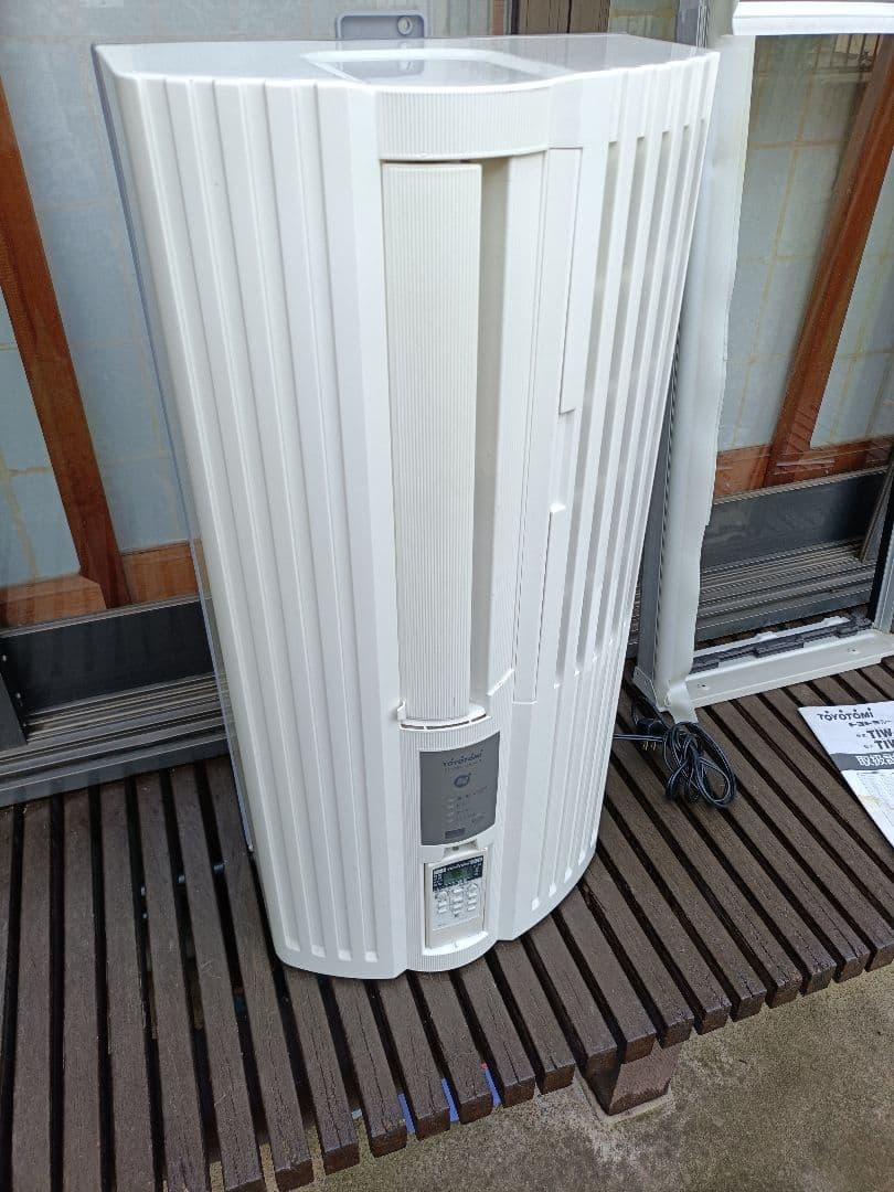 東久留米市引取　トヨトミ　窓用ルームエアコン　ウインドエアコン　窓用エアコン