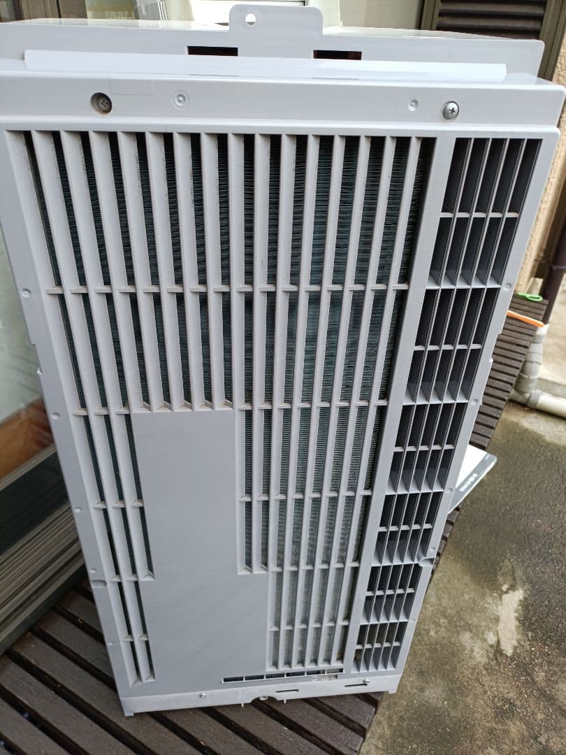東久留米市引取　トヨトミ　窓用ルームエアコン　ウインドエアコン　窓用エアコン