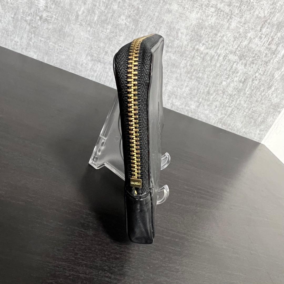 GANZO ミネルバナチュラル ブラックレザー ラウンドジップ 長財布