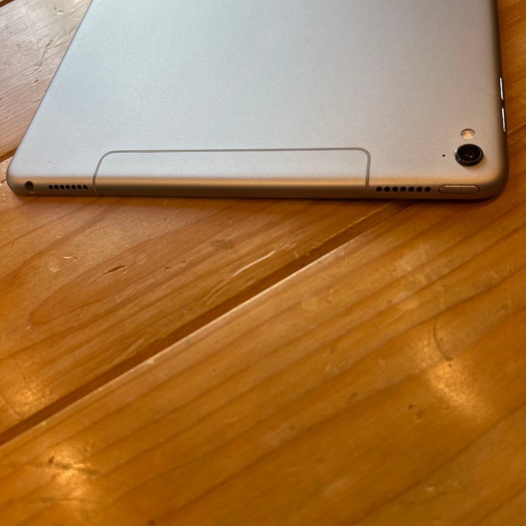 iPad Pro 9.7インチ A1674 128GB NLQ32J/A