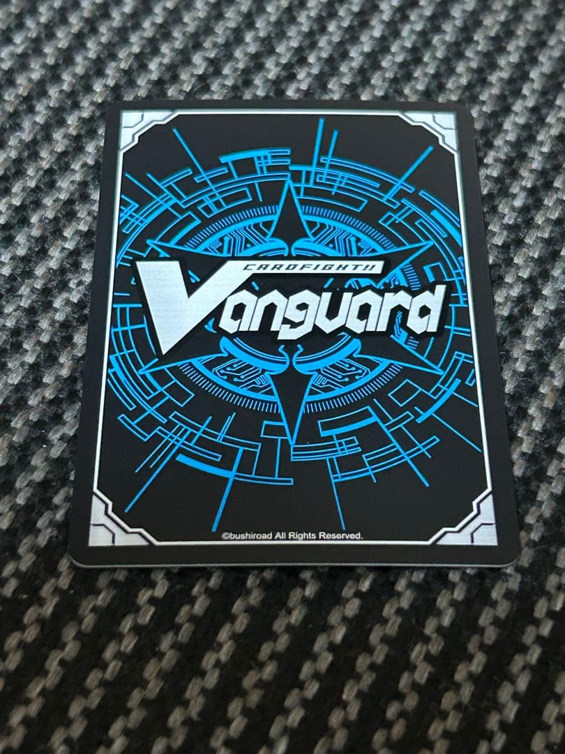 ヴァンガード 水照の魔導姫 ルーテシア LSR プレイ用