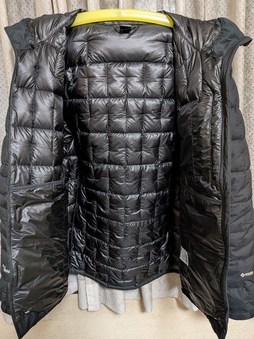 mont-bell イグニスダウンパーカ　Mens М GORE-TEXモデル