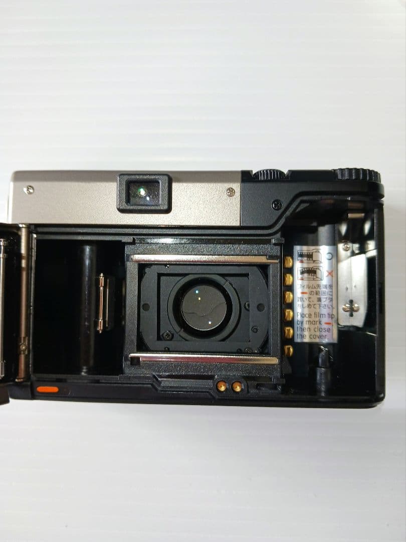 CONTAX T3 シルバー 35mm フィルムカメラ