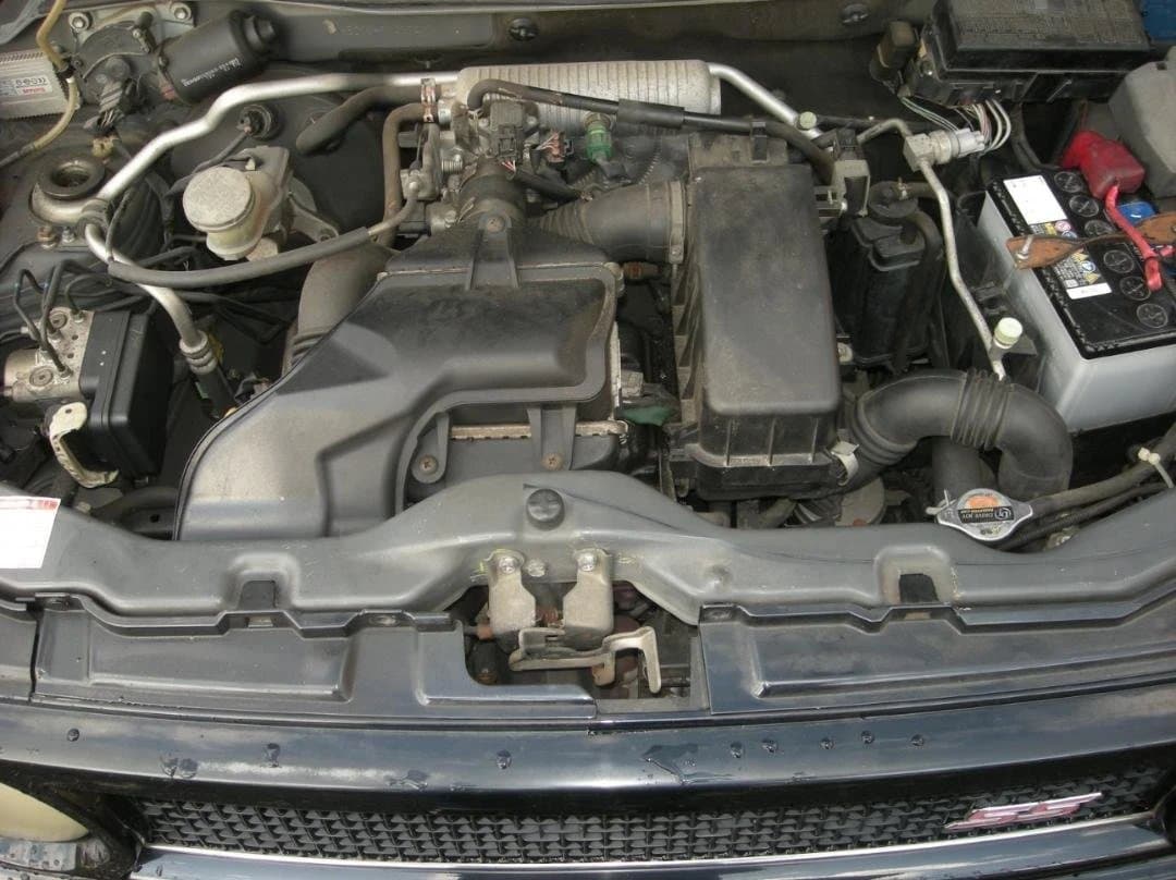 スズキ・ラパンSSターボ HE21S (ブラック)