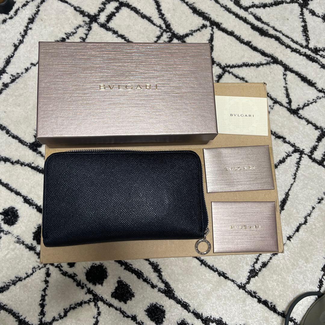 ブルガリ　ラウンドファスナー長財布