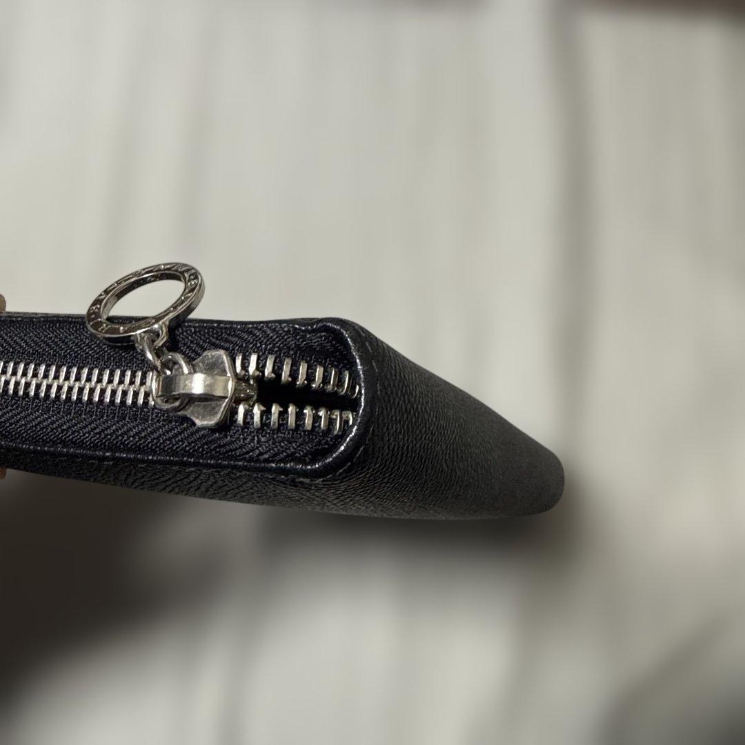 ブルガリ　ラウンドファスナー長財布