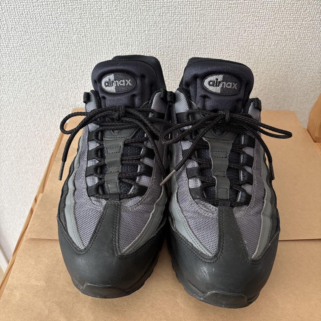 ナイキ エア マックス 95 エッセンシャル