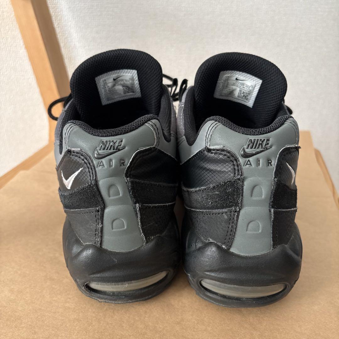 ナイキ エア マックス 95 エッセンシャル