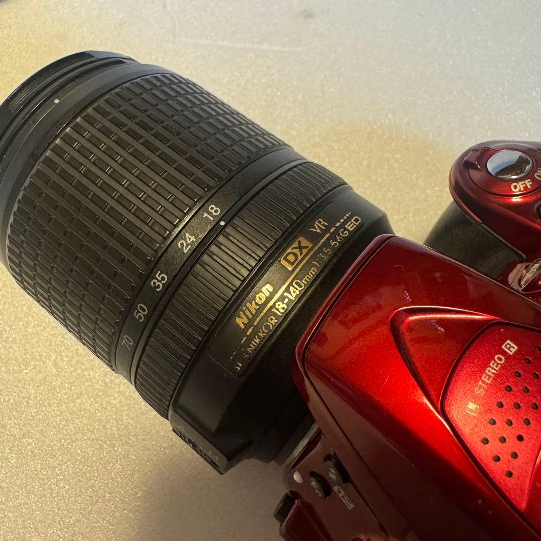 Nikon D5300 レッド デジタル一眼レフカメラ