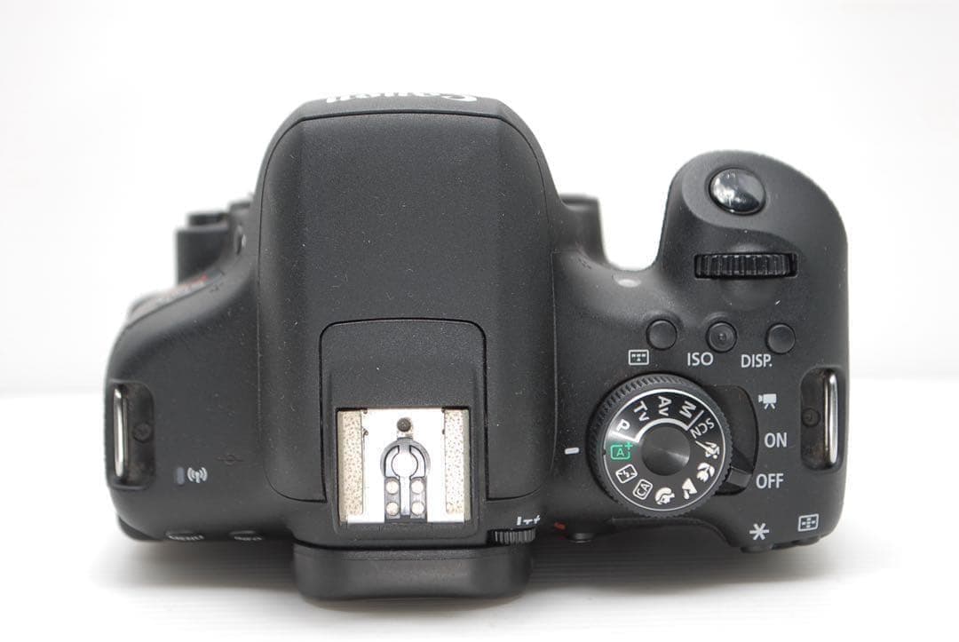 ❤️Canon kiss X8i❤️動作確認済 高画質 美品 単焦点レンズ付き