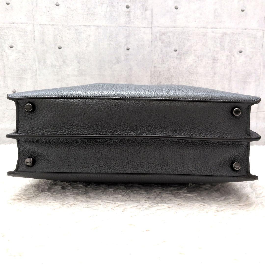 【極美品】フェンディ　ピーカブー　アイシーユー　ミディアム　ビジネスバッグ