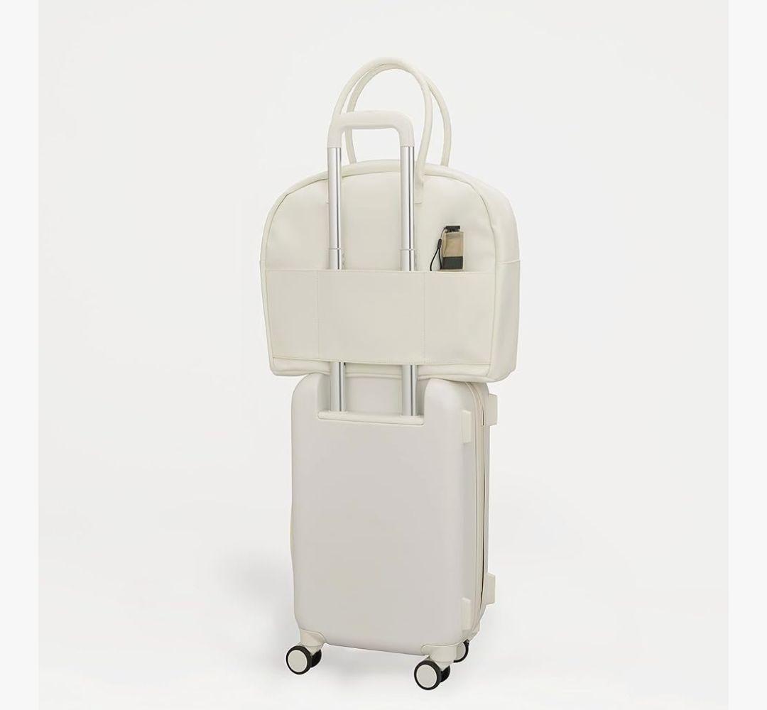 新品未使用★めちゃかわ！ Aww サボテンヴィーガンレザー　ボストンバッグ 　白