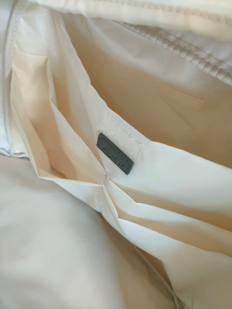 新品未使用★めちゃかわ！ Aww サボテンヴィーガンレザー　ボストンバッグ 　白