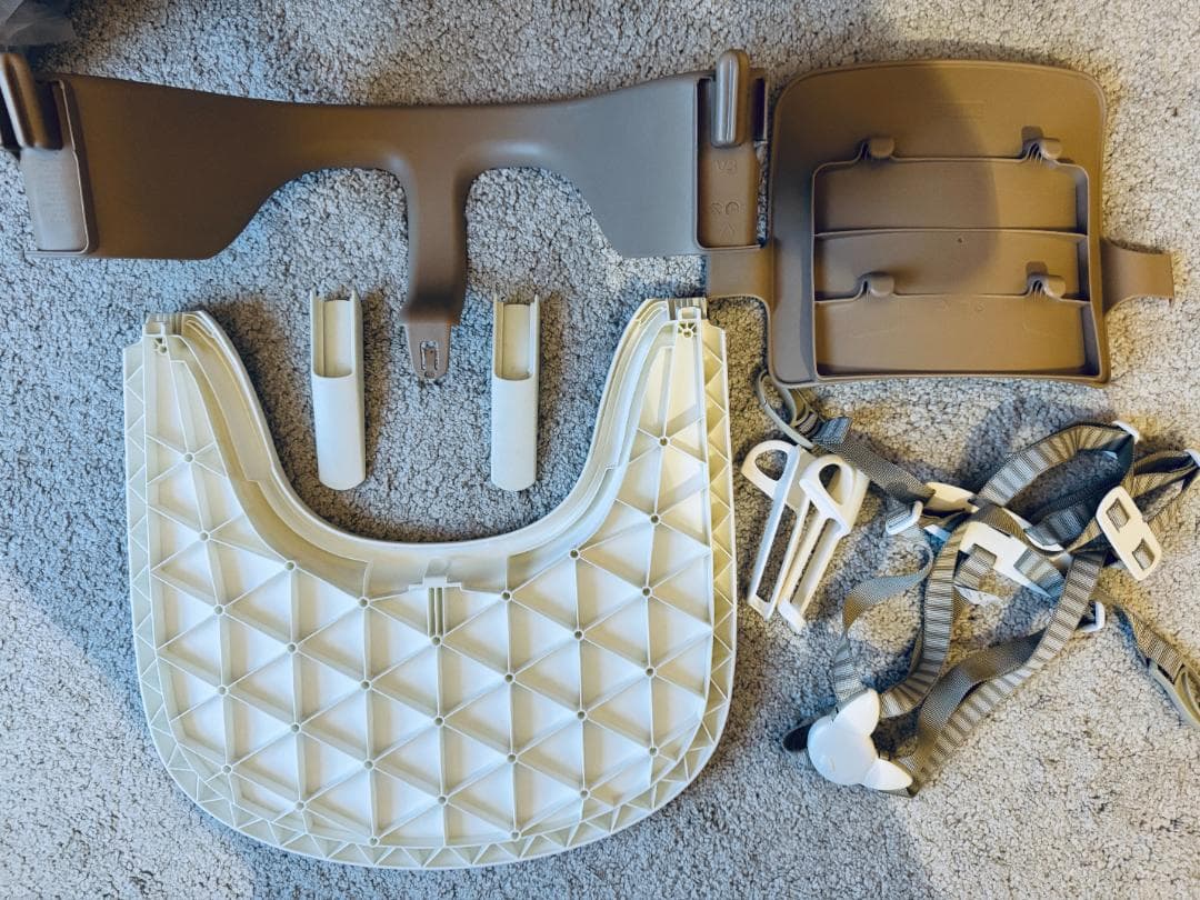 ストッケ　トリップトラップ　ベビーセット・トレイ・ハーネス・ベビークッション