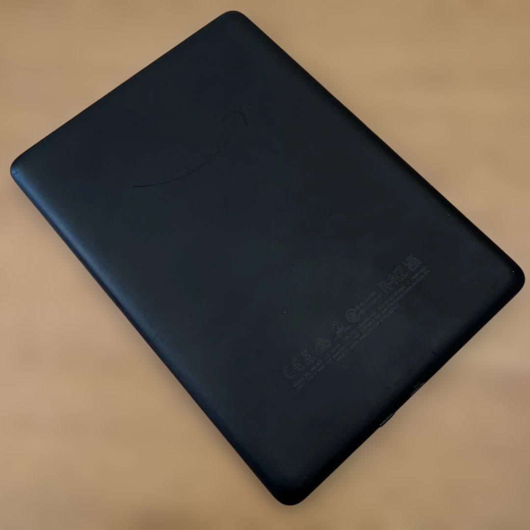 Kindle Paperwhite【11世代・8G・広告あり】 カバー付き