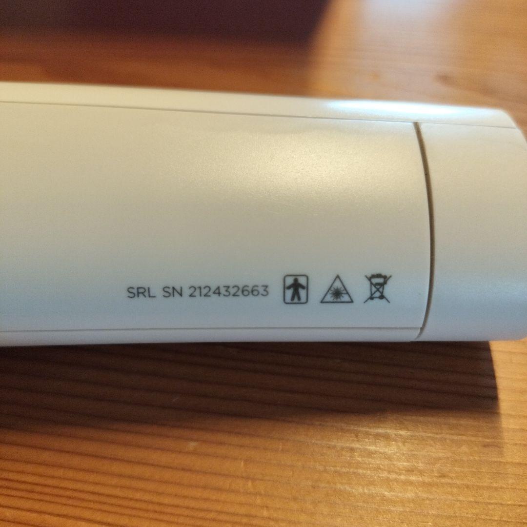 tria SKIN AGING CARE LASER 本体と付属品