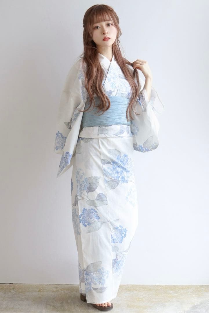 セパレート 浴衣 4点セットセパレート(浴衣 + 帯 + 下駄 + 肌着) 水色