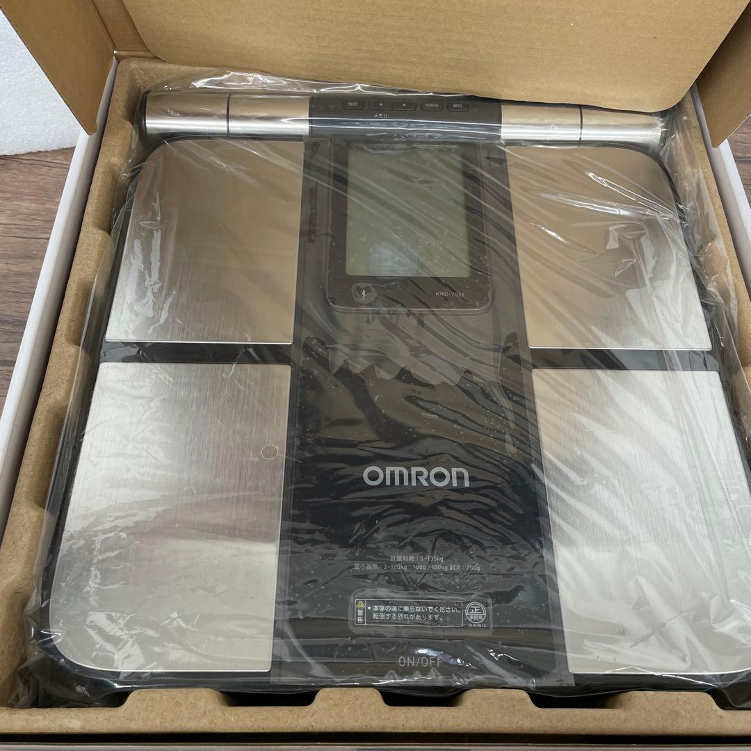 261375オムロン 体重 体組成計 カラダスキャン ブラック KRD-703T