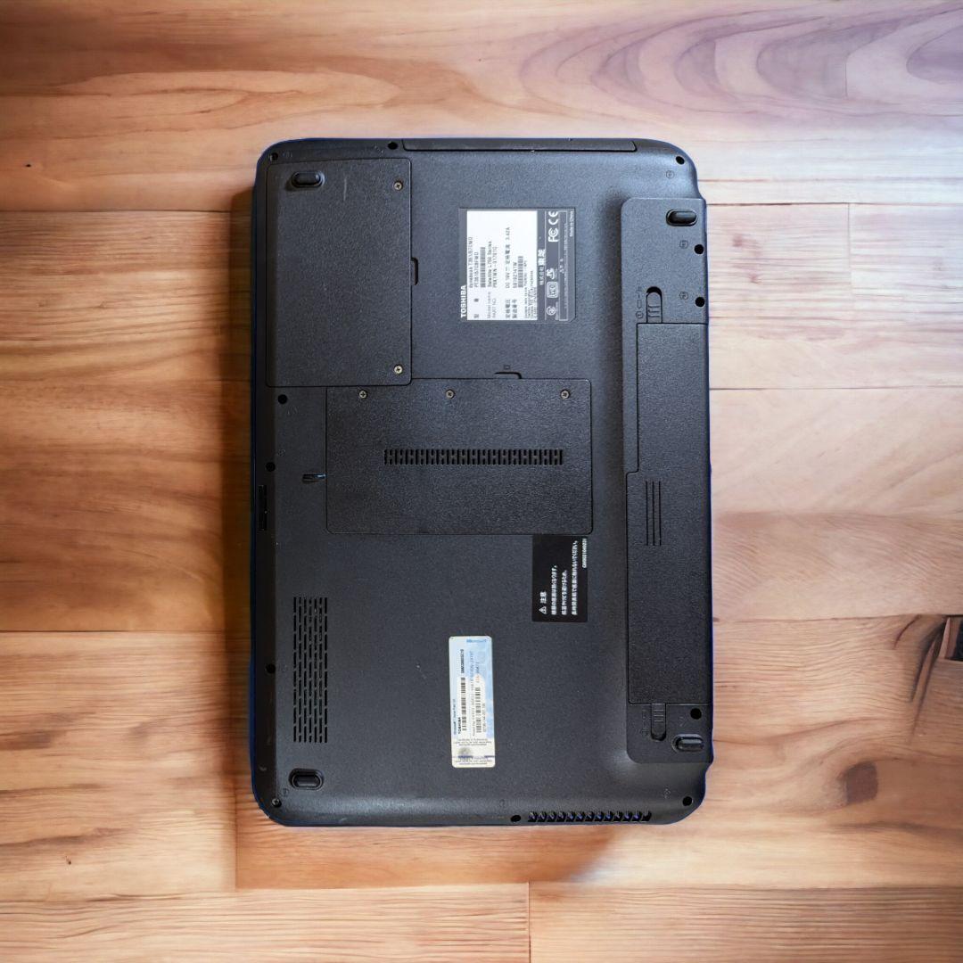 Windowsノート本体 TOSHIBA dynabook T351 PT35157CBFW