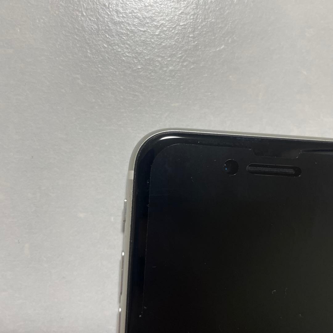 【美品】iPhone SE 第二世代 64gb フィルム・カバー装着 【箱付き】