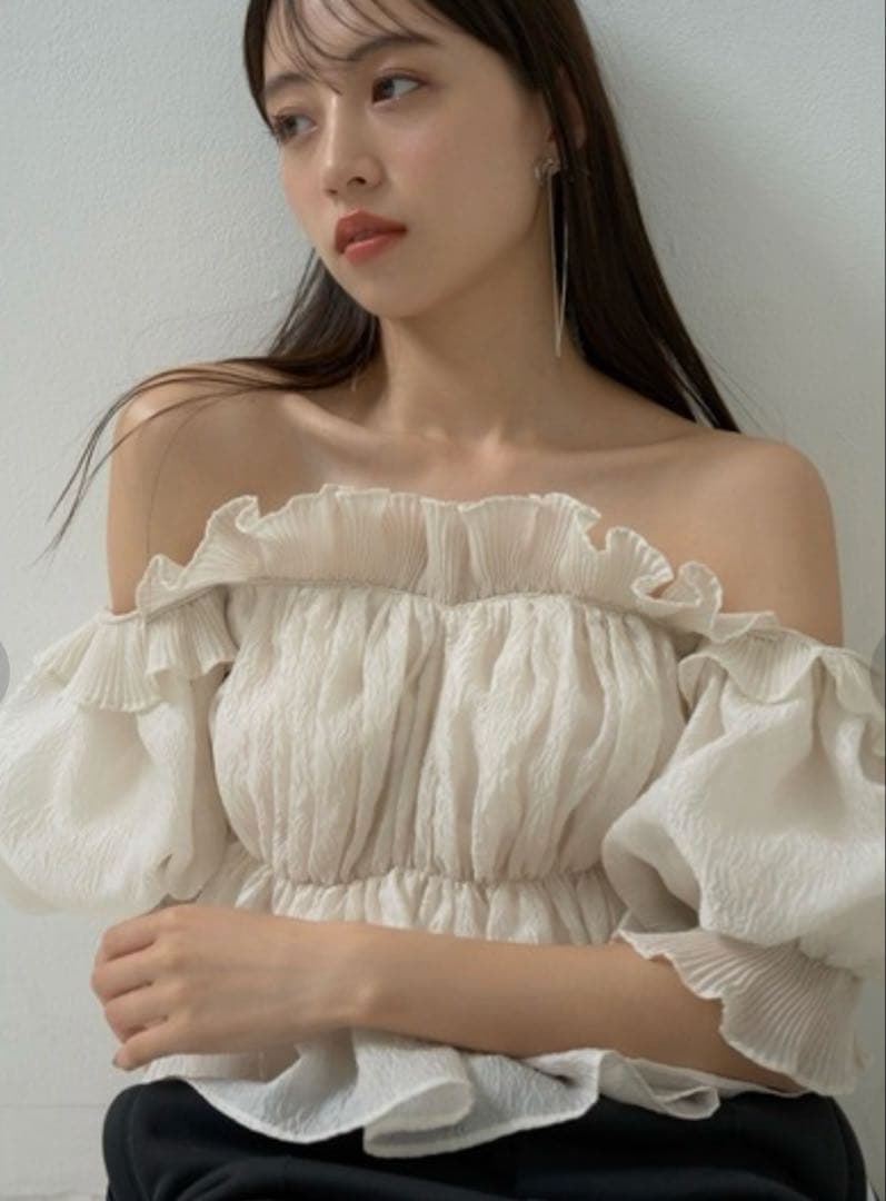 スナイデル　ジャガードボリュームオフショルブラウス アイボリー