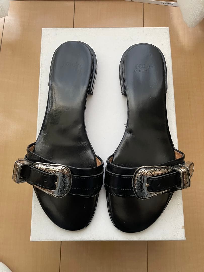 TOGA PULLA サンダル　ブラック　38