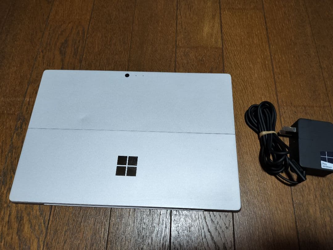 送料無料★Surface Pro4 win11pro4GB/128GBタブレット