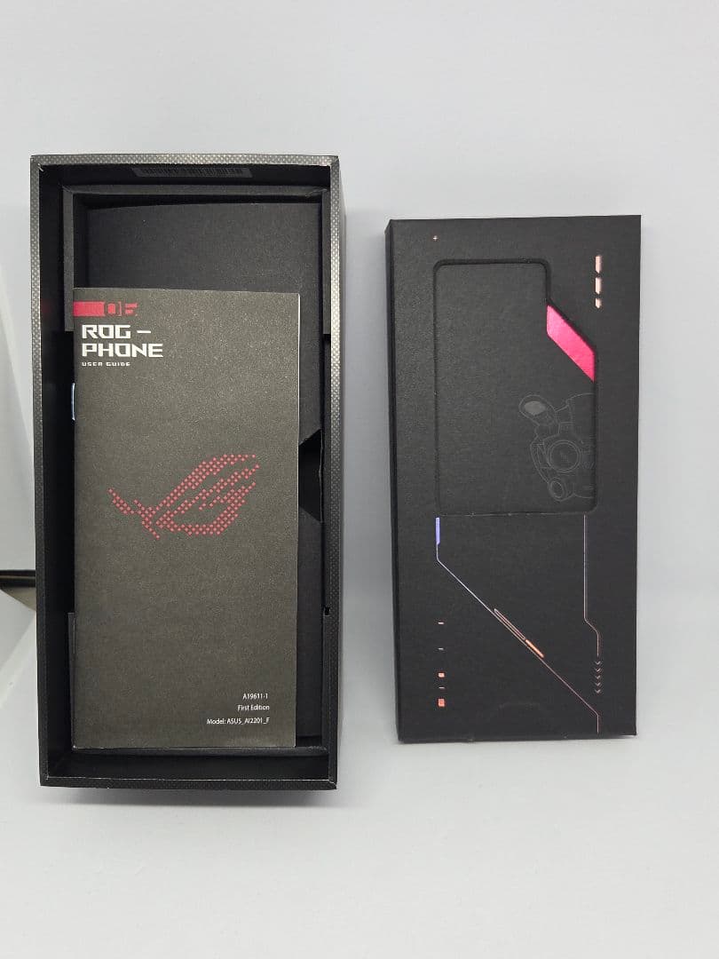 ROG Phone 6 12GB/256GB ストームホワイト
