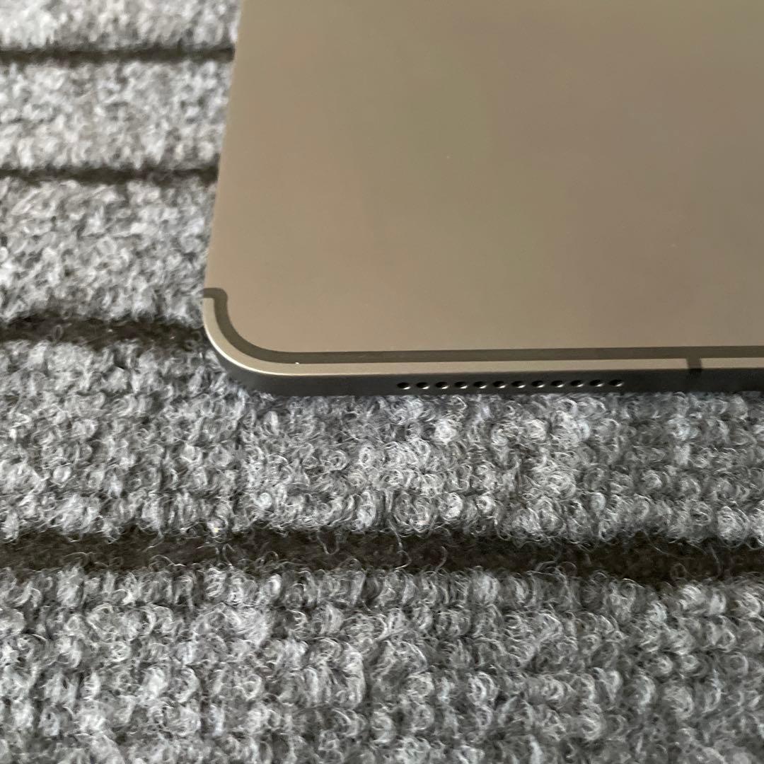 135 iPad Air4 4世代 64GB SIMフリー スペースグレイ