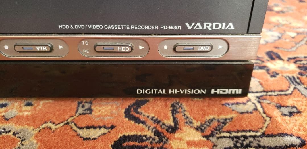 HDD＆DVD&ビデオカセットレコーダー一体型 RD-W301