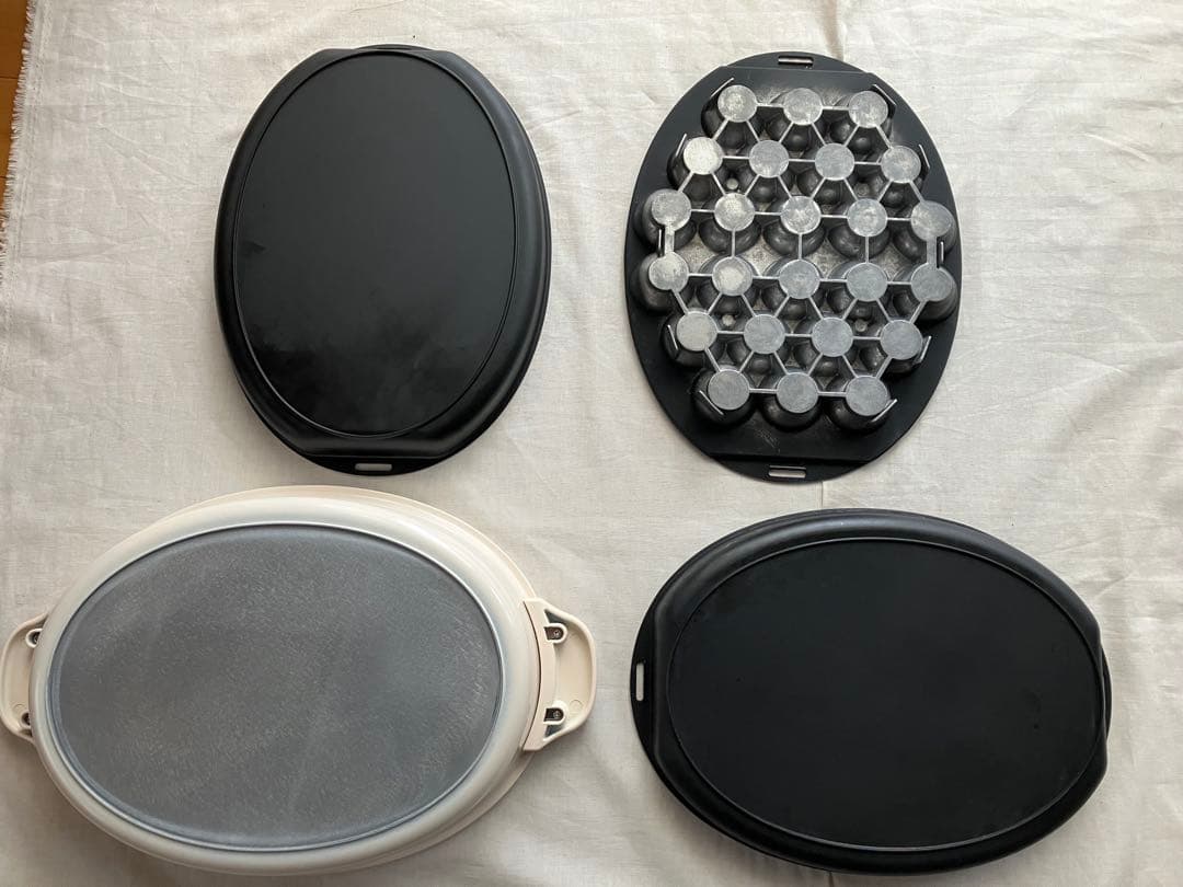 BRUNOブルーノ　オーバルホットプレート　グレージュ　BOE053