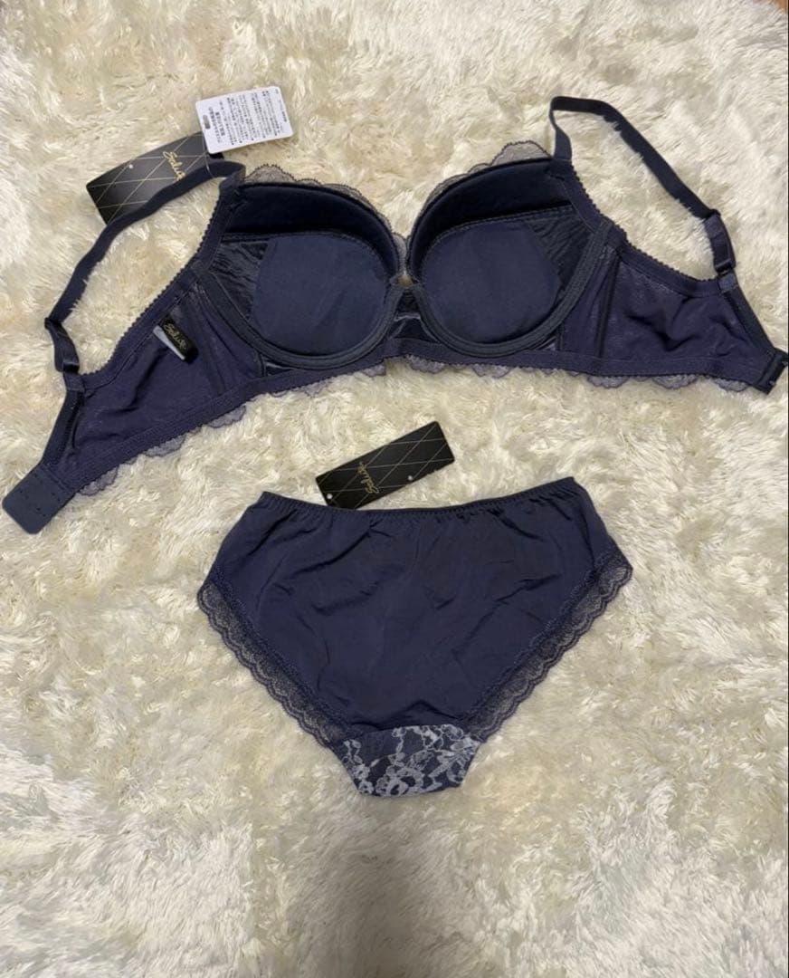 新品　ワコール　サルート　20グループ　リボンブラブラ・ショーツ・キャミセット