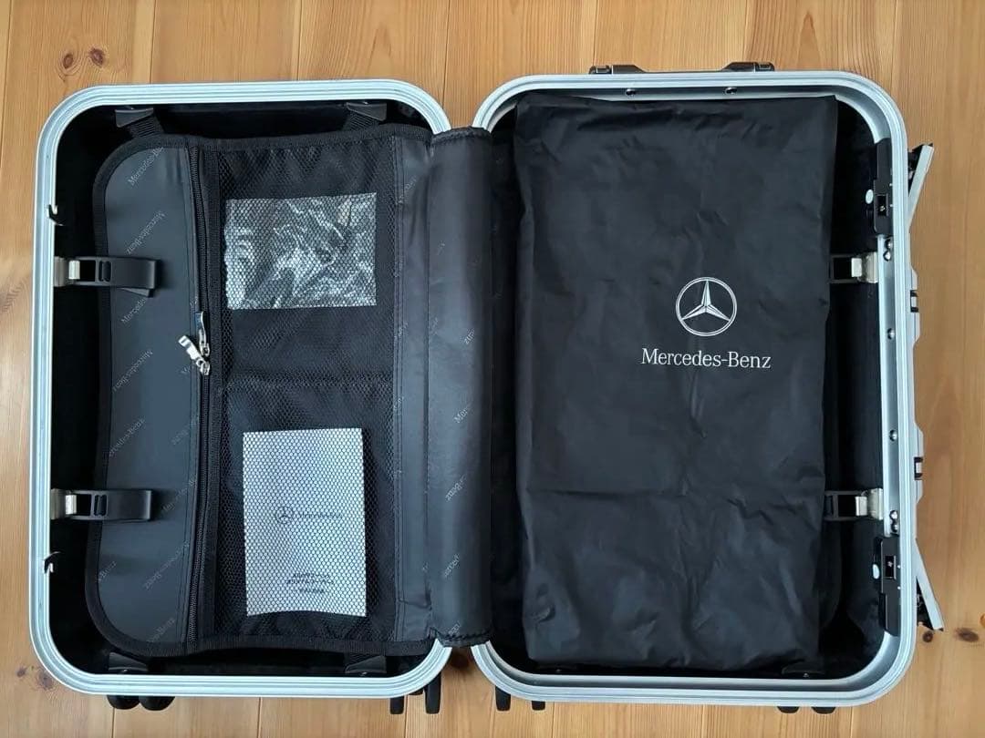 Mercedes キャリーケース 4輪 TSAロック付き