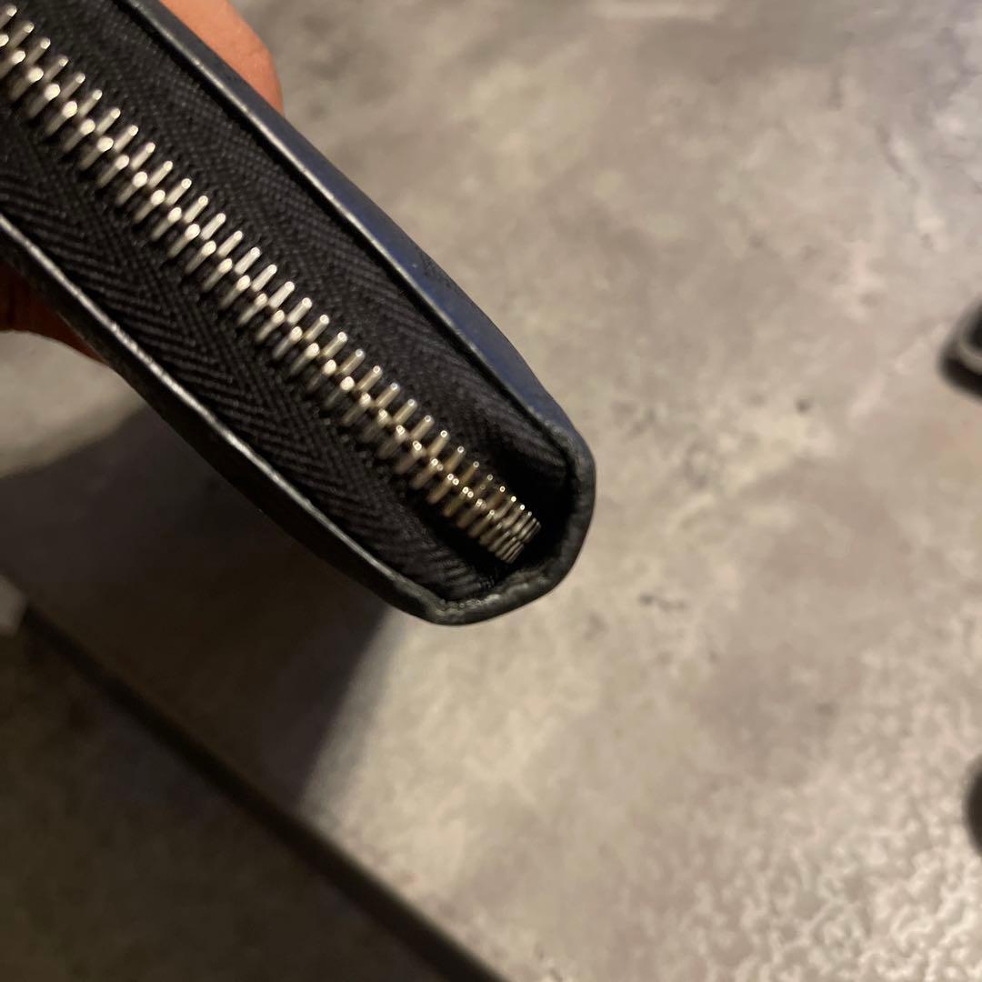 ヴィトン　メンズ　長財布　革　定価18万　送料込み