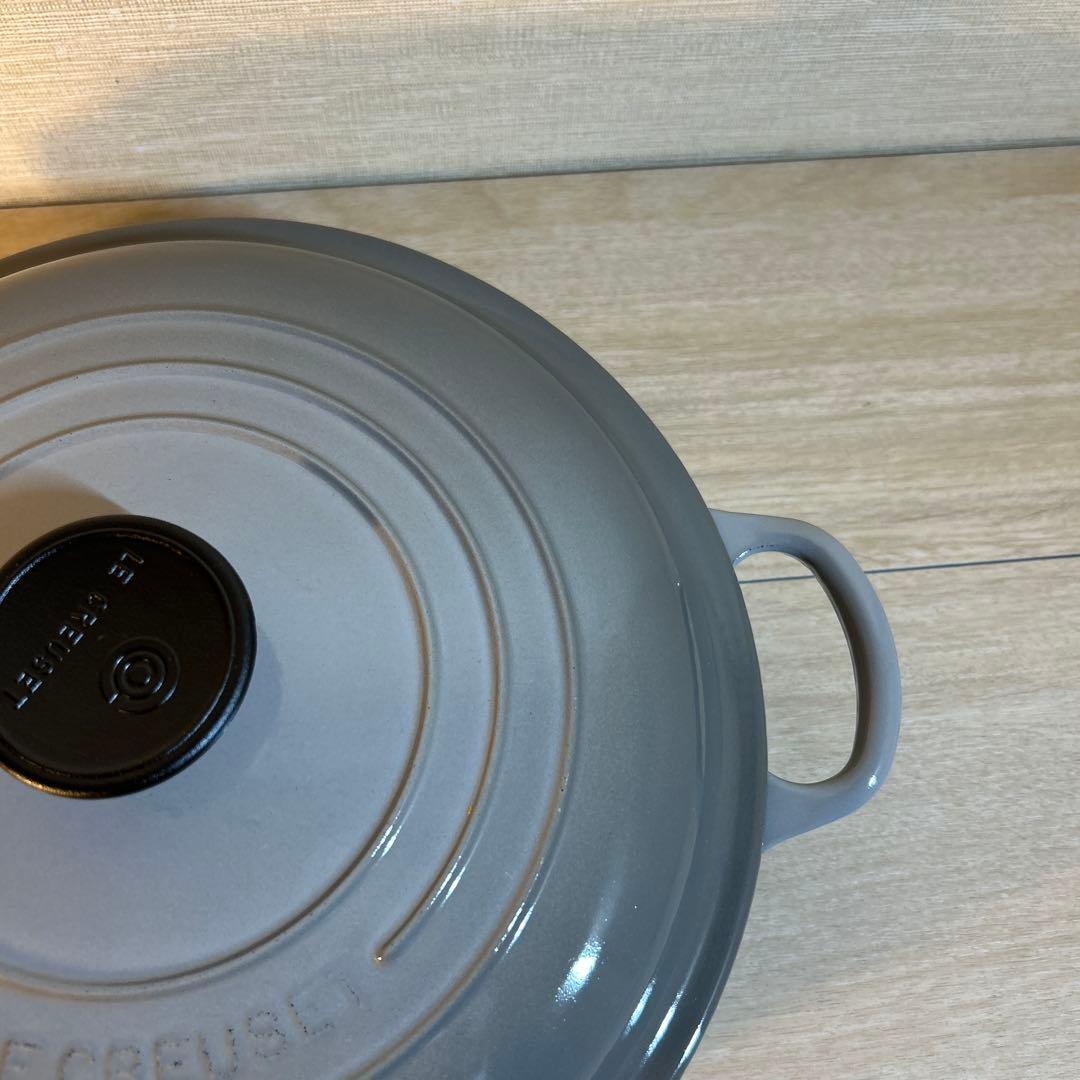 ルクルーゼ　ビュッフェ・キャセロール　26cm ミストグレー　グレー　両手鍋