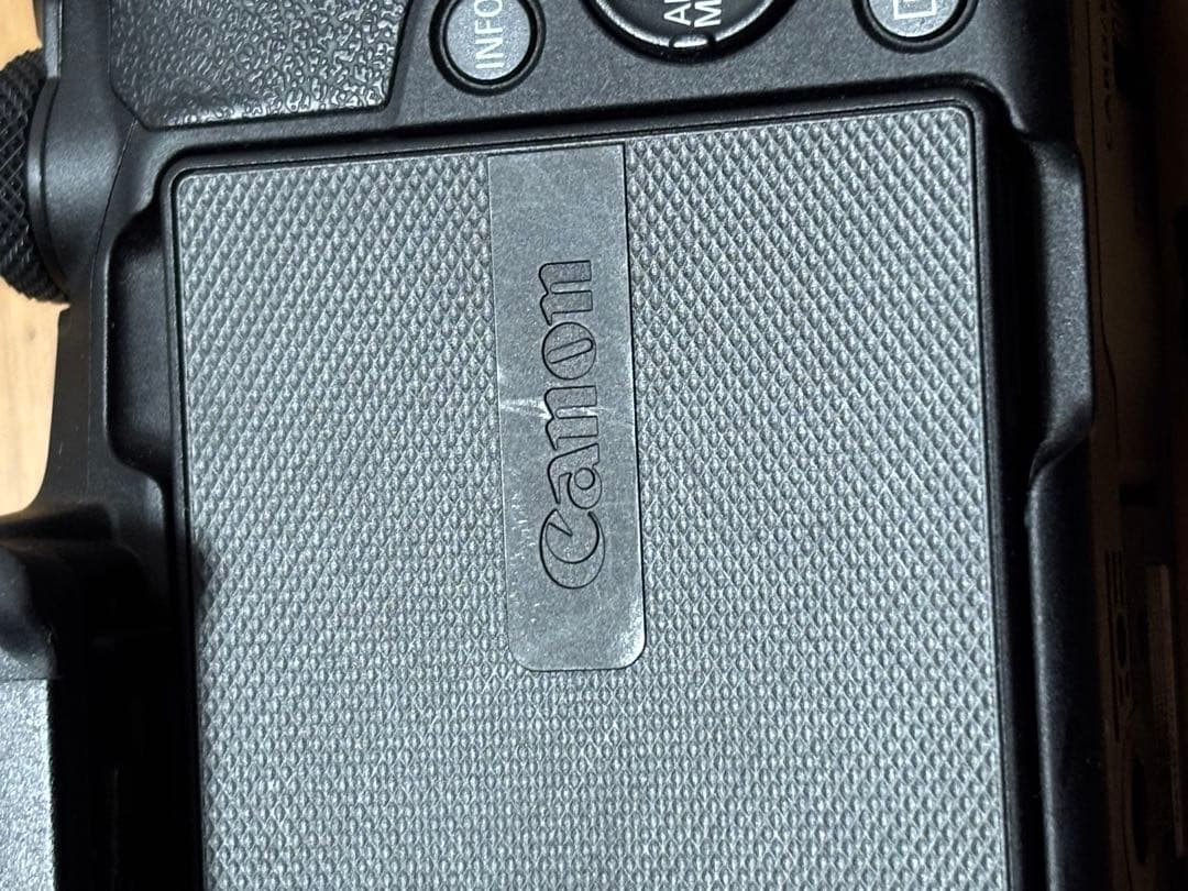 Canon EOS R50 バッテリー・充電器付き